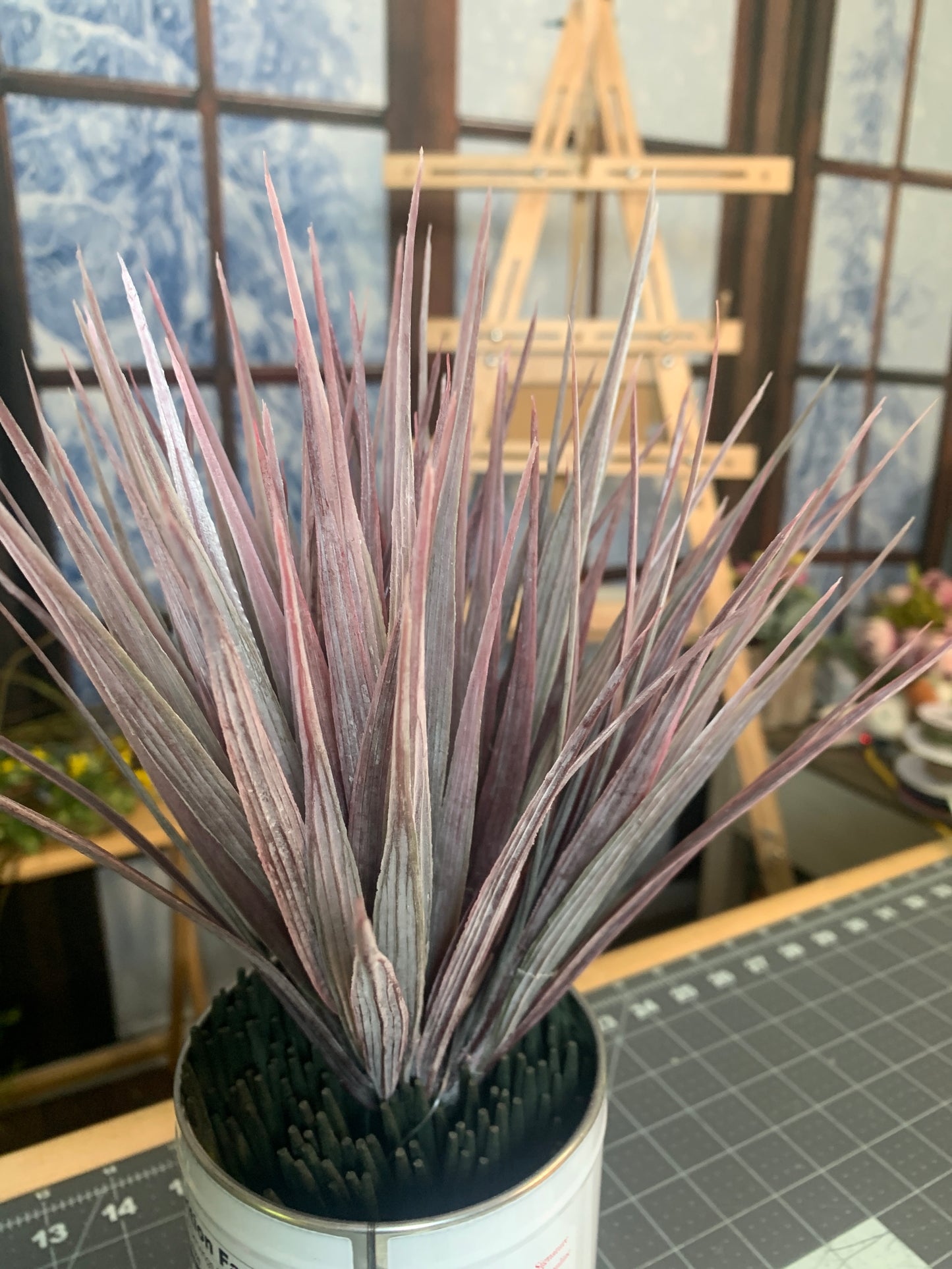 12in Dusty Vanilla Grass x7