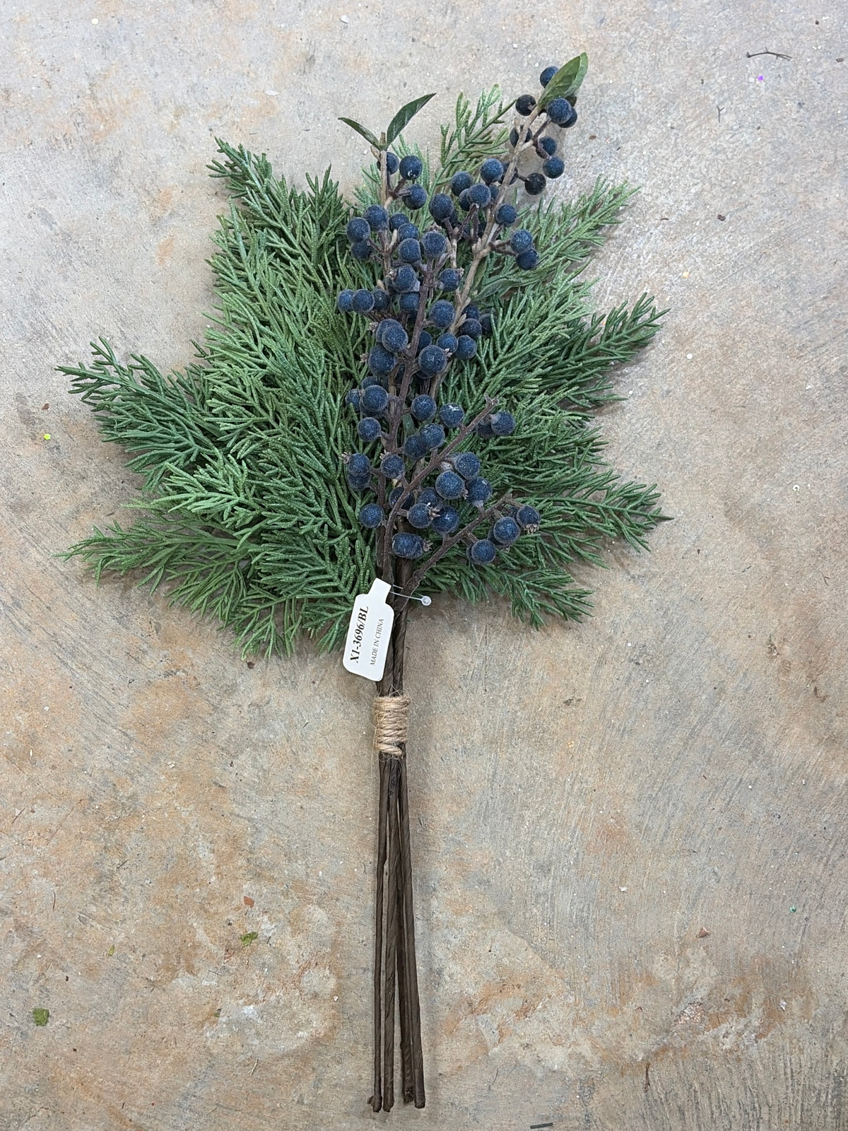 20i n Blue Berry & Cedar - Premium Greenery for Wreaths, Arrangements and Home Decor CRI