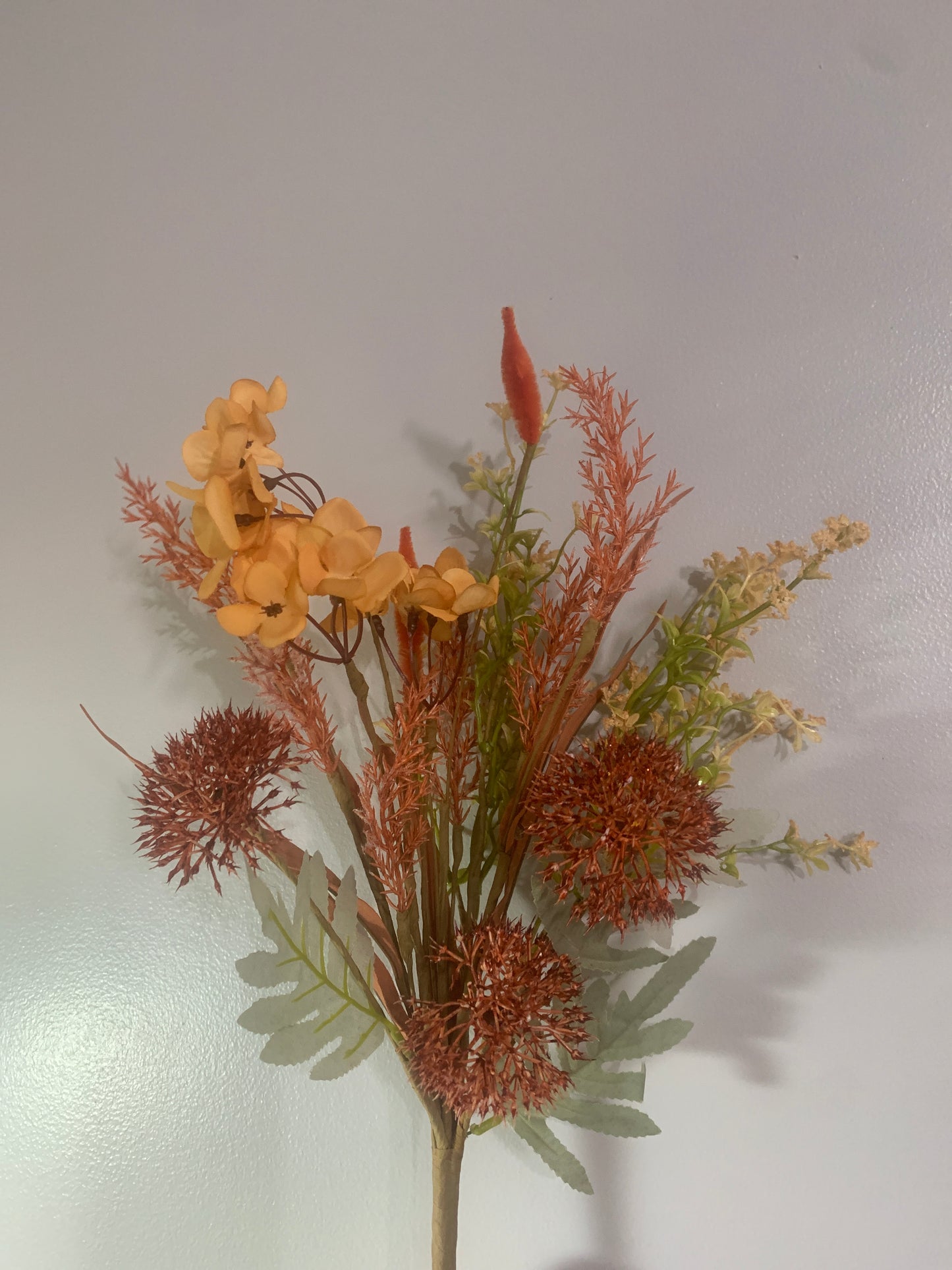 18in Thistle Hydrangea