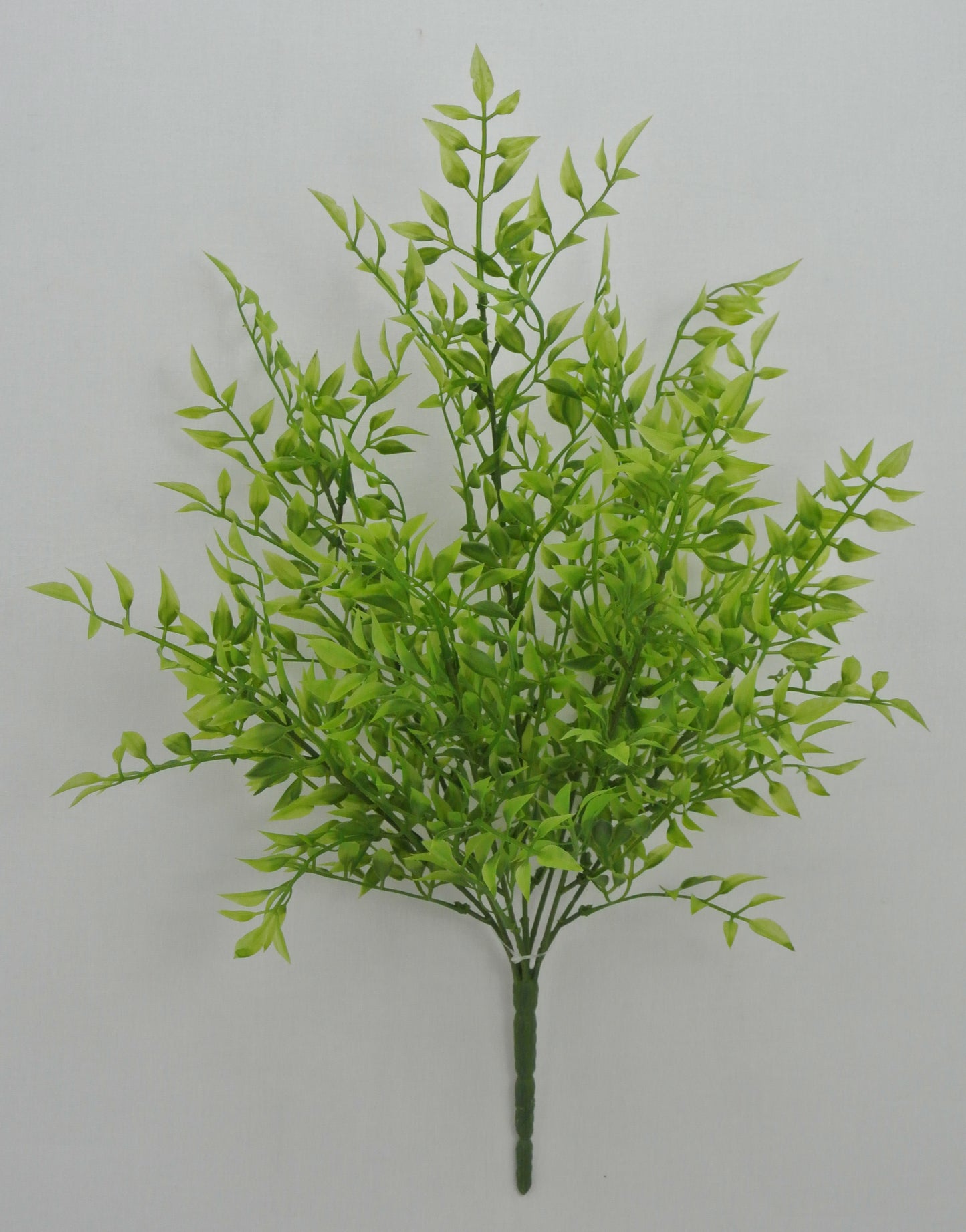 18in Smilax Bush x7 GREEN