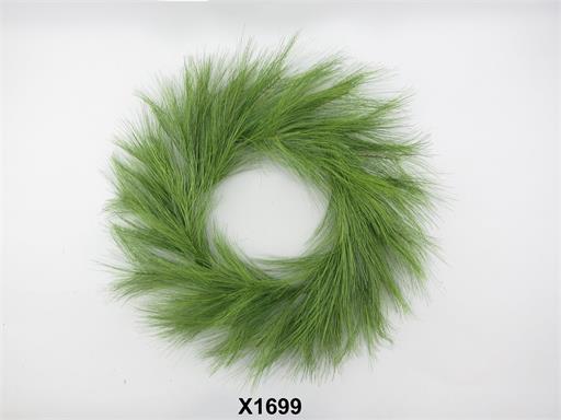 30in Long Needle Pine Wreath aaa