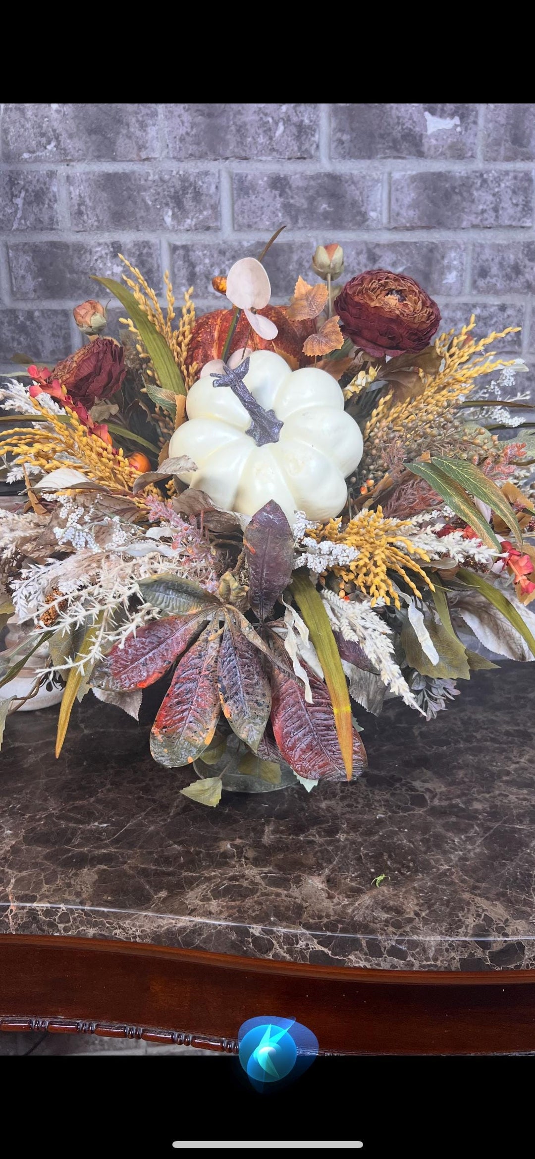 Fall Dried Ranunculus Pumpkin Arrangement - Speckled Arailia Leaf with White pumpkin - Lush Fall Foliage with wheat and pearl cream pumpkin.