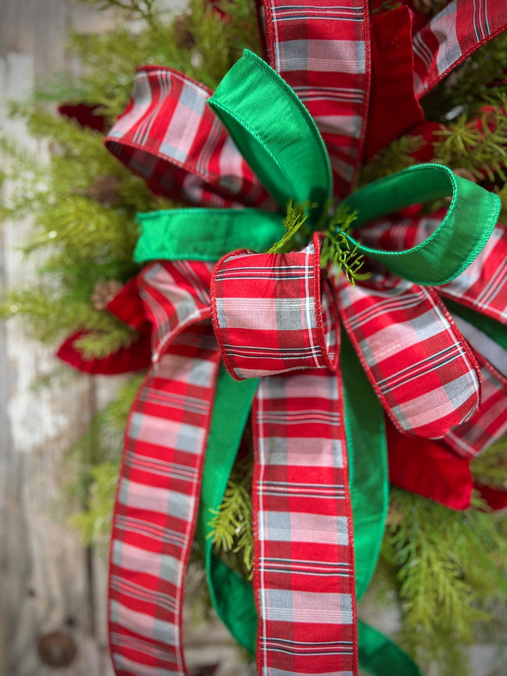 Christmas Magnolia Leaf Pine Wreath: Holiday Front Door Decor