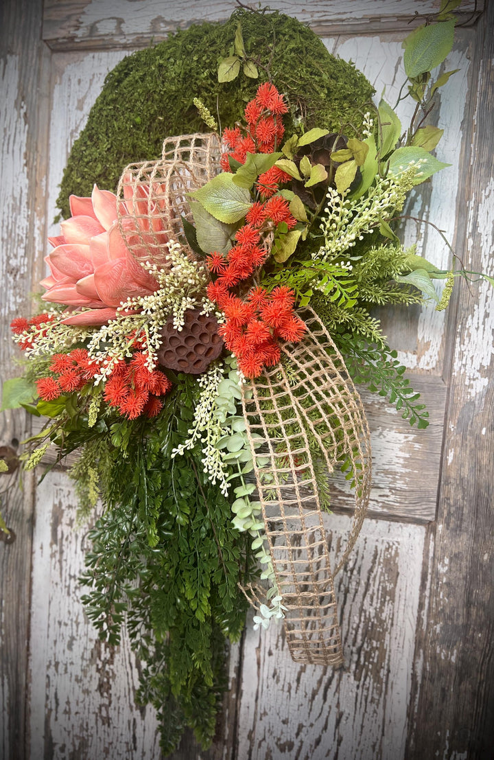 Spring Lotus Blossom Moss Wreath - Meadow Thistle with Natural Jute Netting