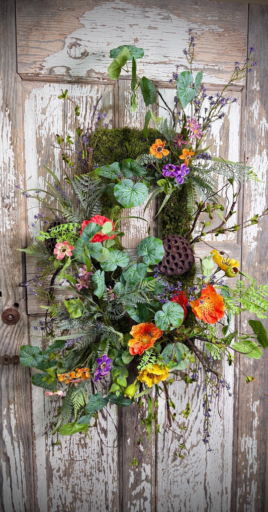 Moss Rectangle Metal Woodland Poppy and Twig Vine Wreath