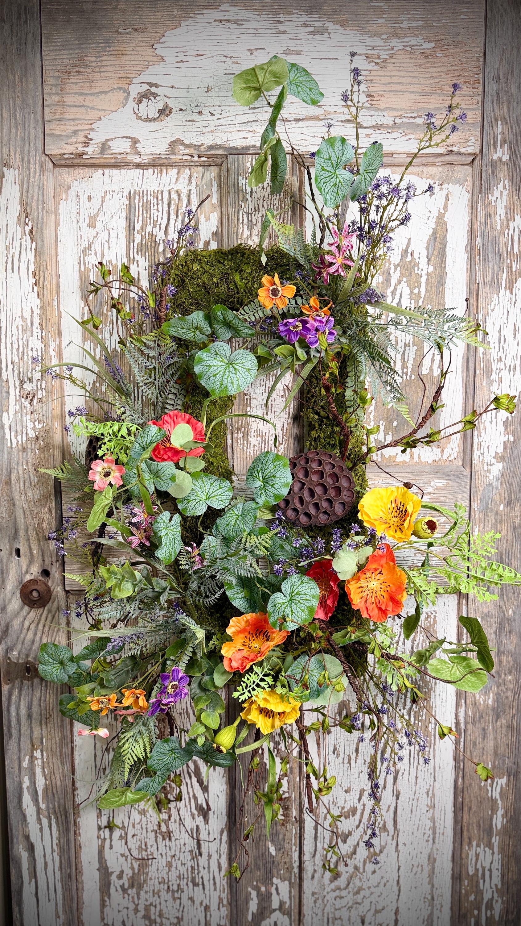 Moss Rectangle Metal Woodland Poppy and Twig Vine Wreath