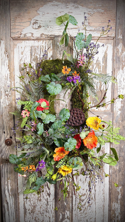 Moss Rectangle Metal Woodland Poppy and Twig Vine Wreath