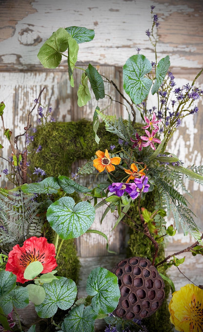 Moss Rectangle Metal Woodland Poppy and Twig Vine Wreath