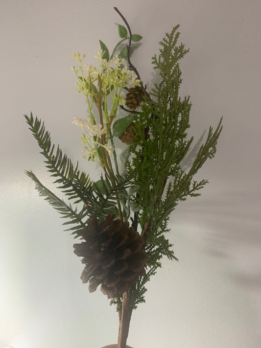 20in Mixed Winter Greenery Pick