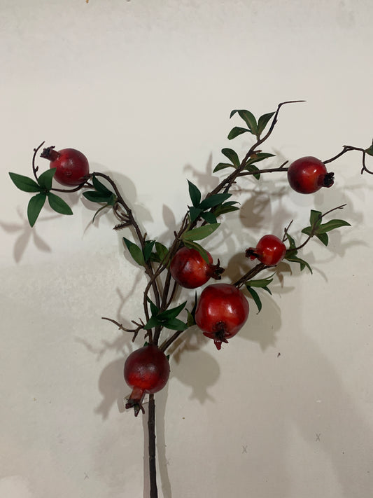 36in Pomegranate Spray RED