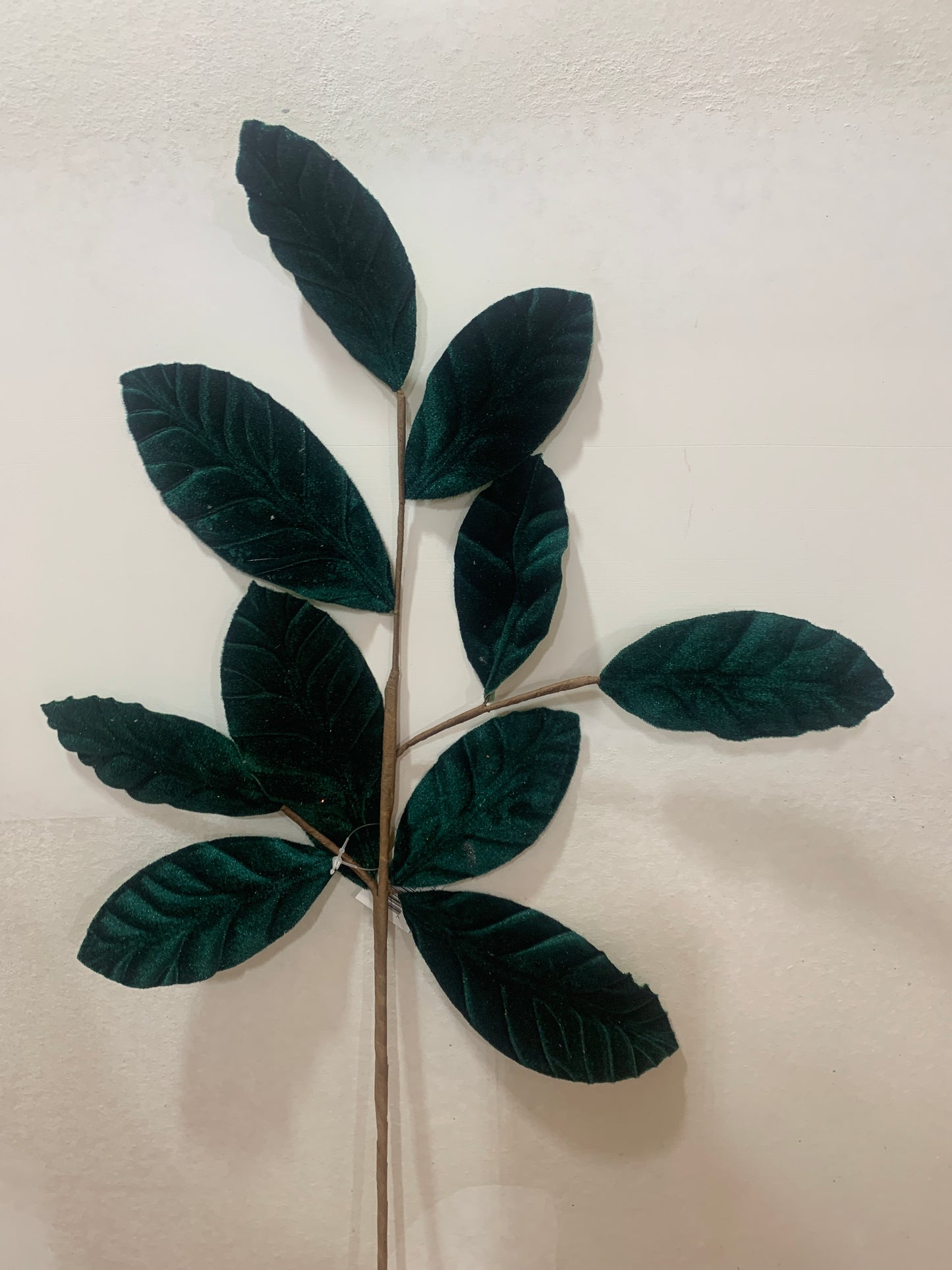27in Velvet Magnolia Leaf EMERALD