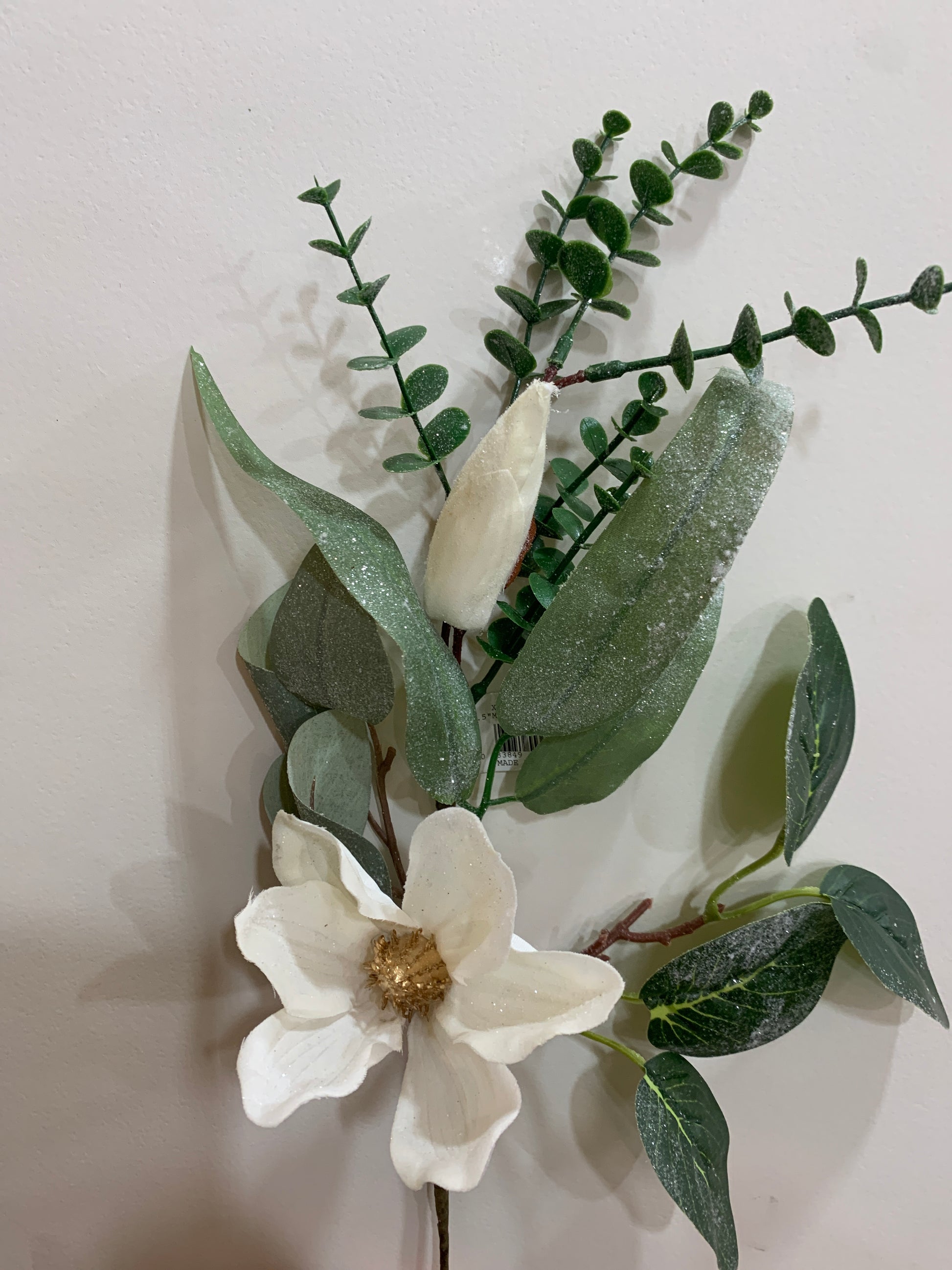 16in White Magnolia w/Frosted Greenery Allstate