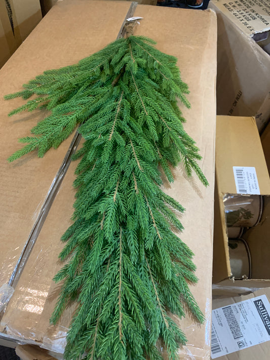 36in Austrian Pine Teardrop Swag