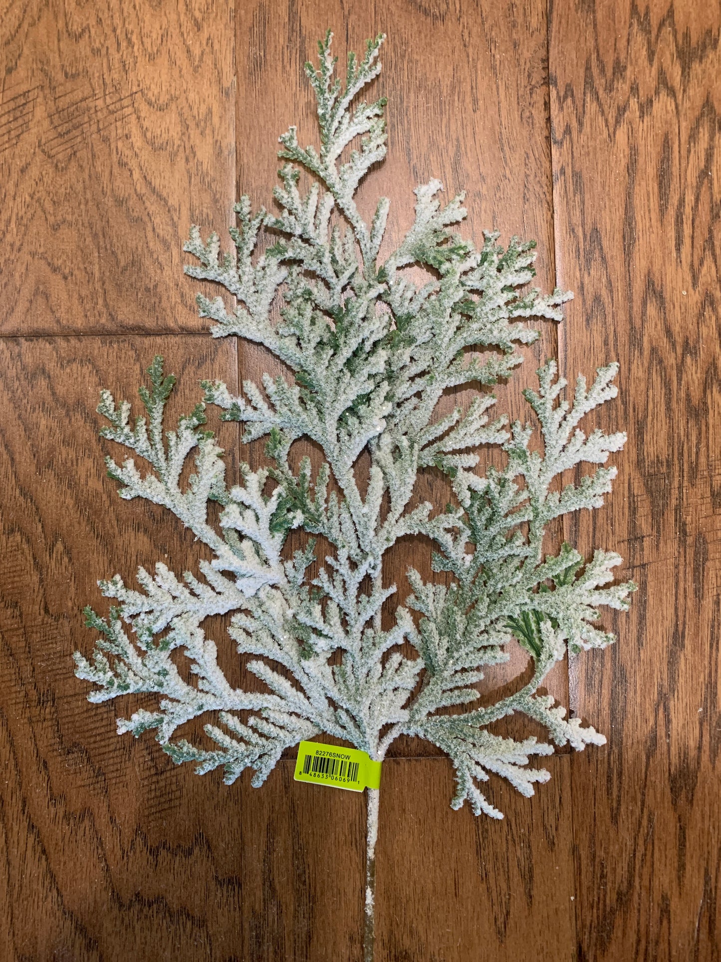 21in Snowy Cedar