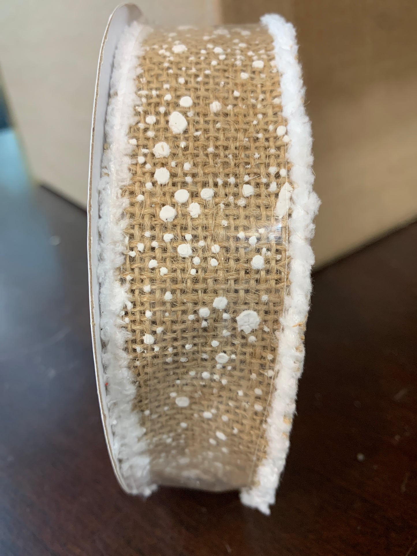 1.5inx10yd Burlap Snow Drop Frizzette Edge