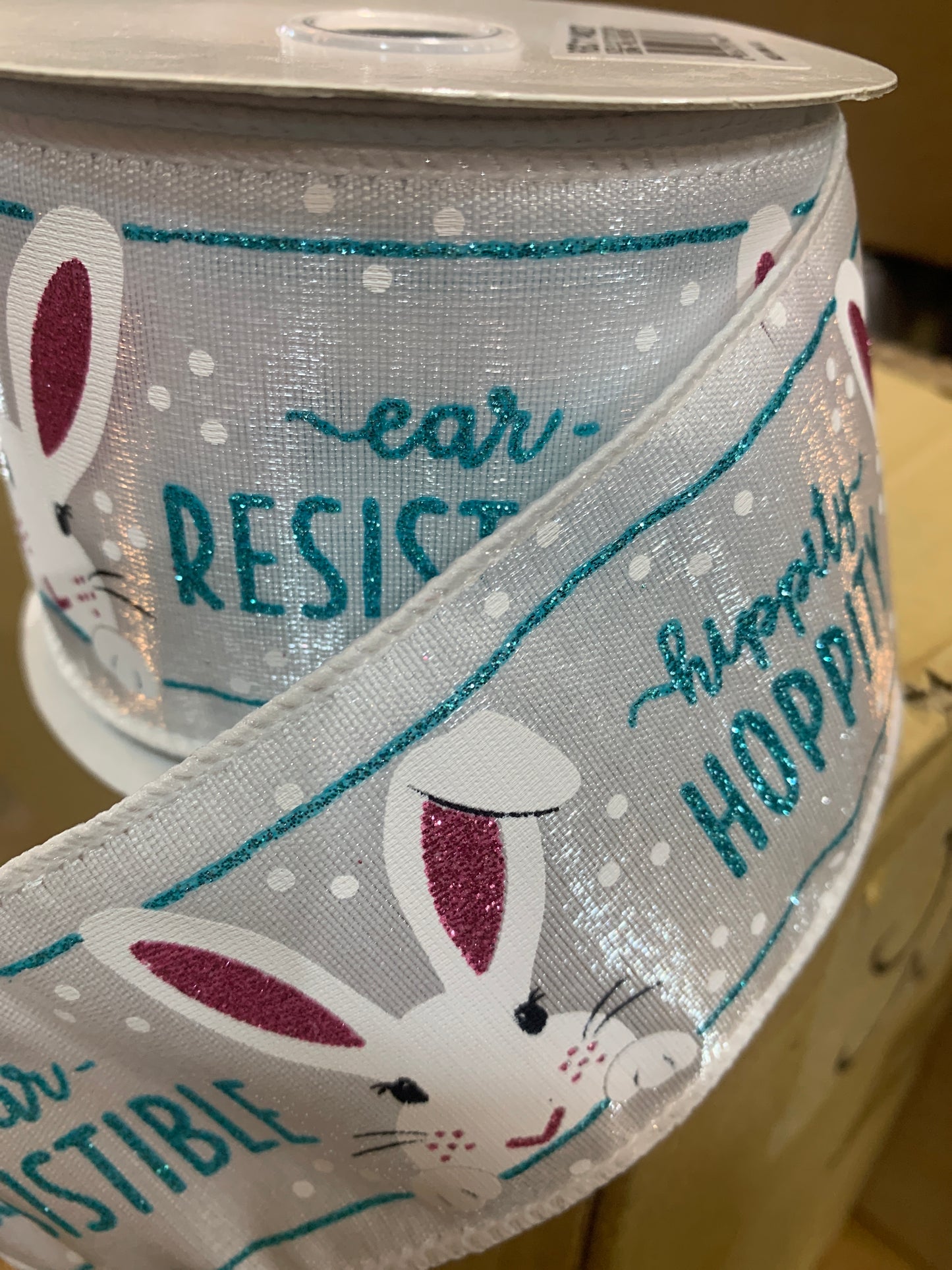 2.5inx10yd Peeking Bunny on WHITE