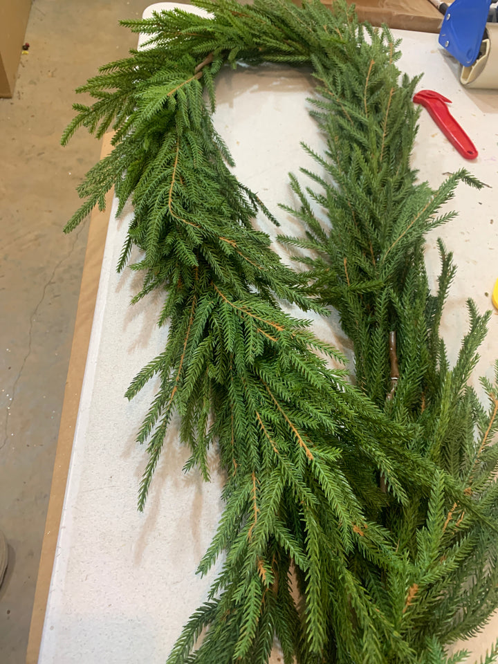6FT DELUXE Austrian Pine Garland