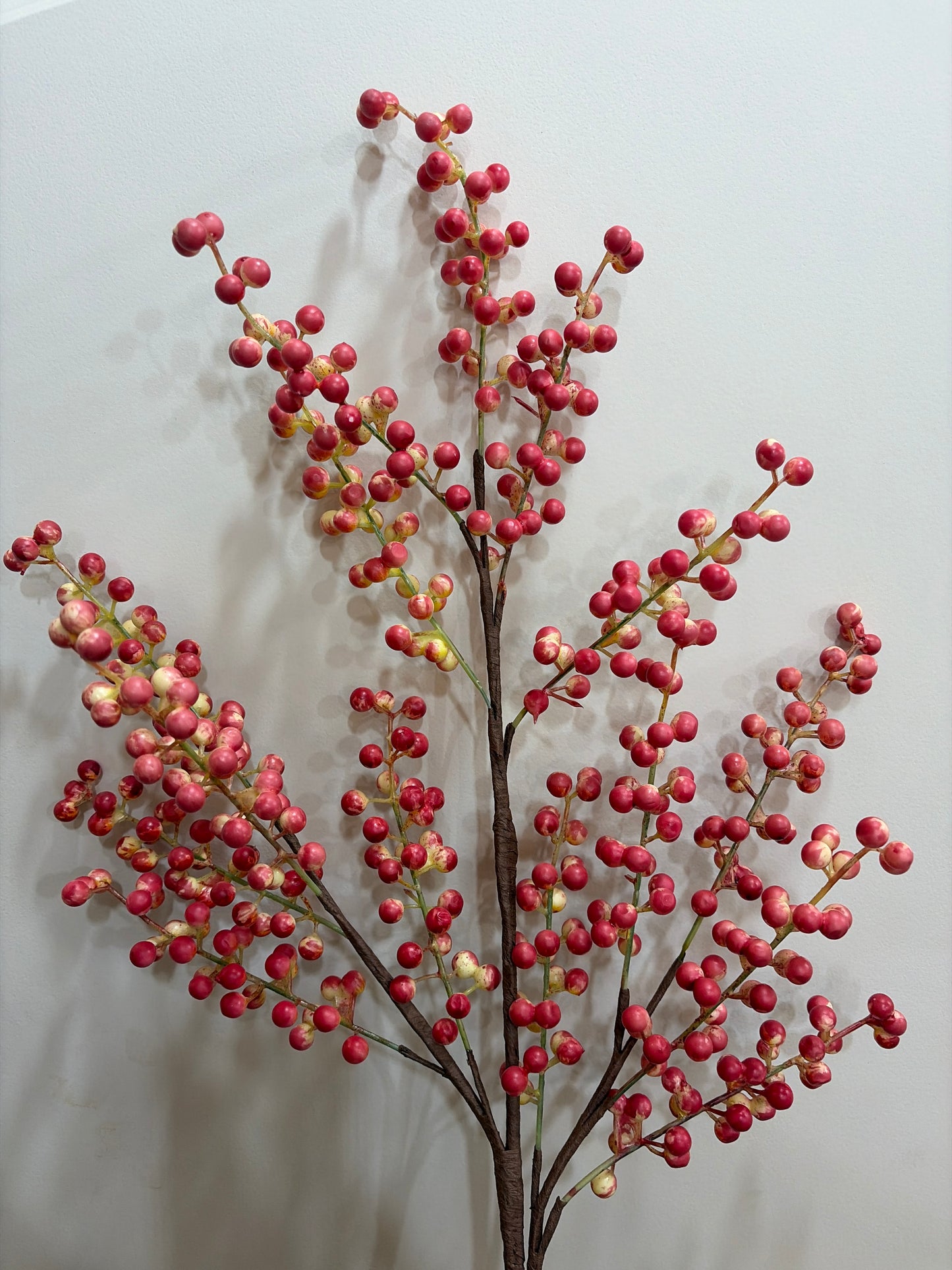36in Salmon/Cream Berry Spray