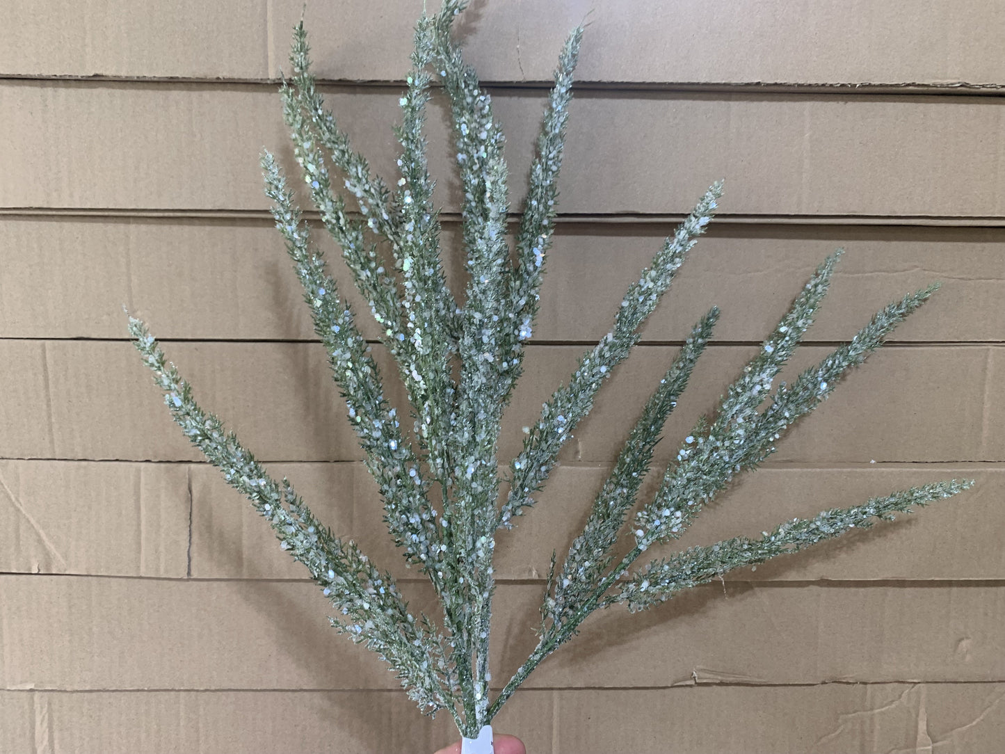 30in Glittered Reed Grass Spray GR/LT ttt