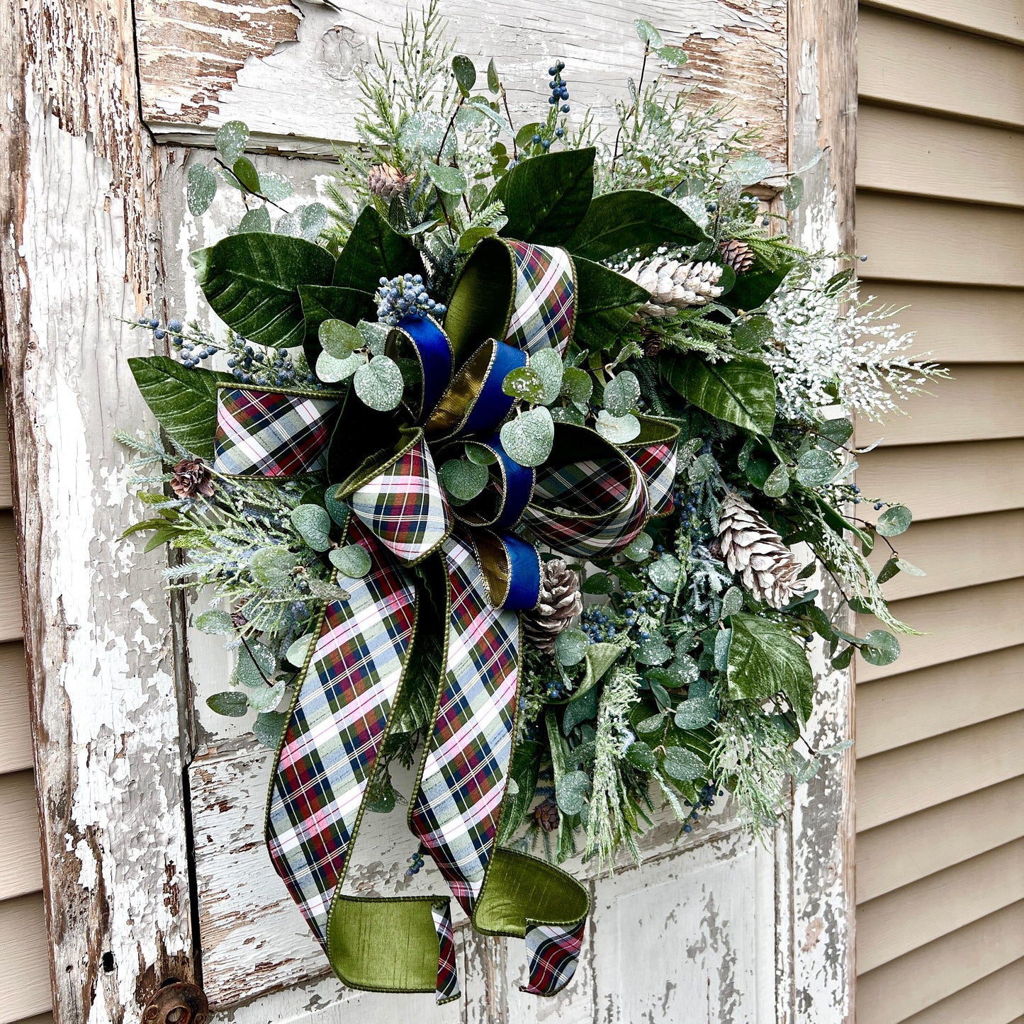 Christmas wreath for front door, Xmas wreath, Farmhouse Christmas Wreath, Christmas Home Decor, Winter Wreath, Xmas Decor, Farmhouse Decor,