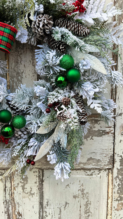 Christmas Wreath for front door, Farmhouse Christmas Wreath, Rustic Christmas wreath, Christmas Wreath Indoor, Christmas Wreath Outdoor,